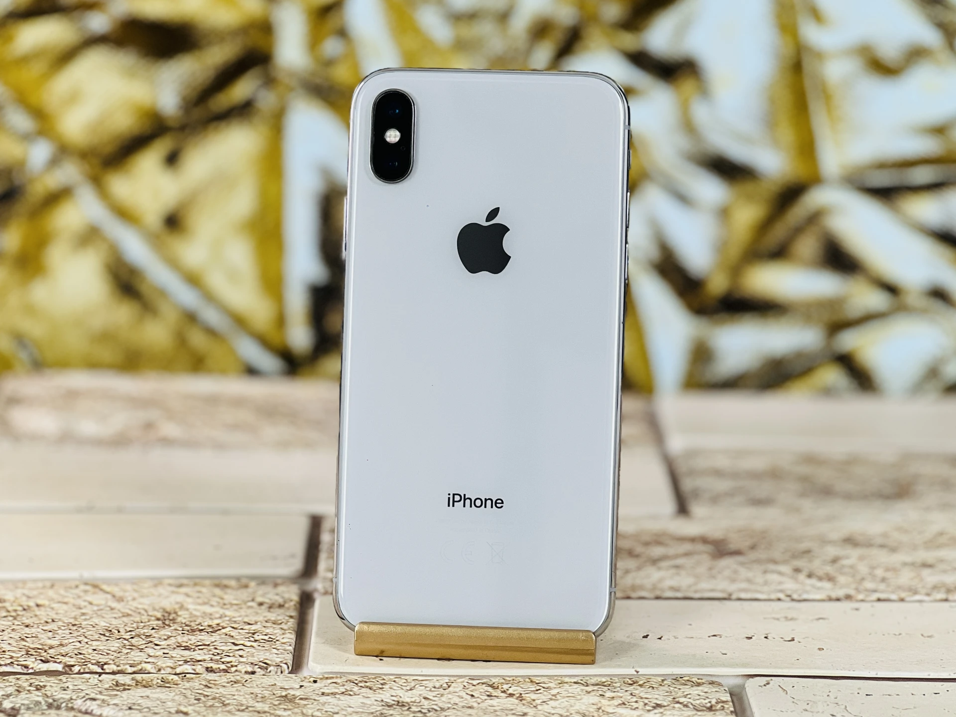 Eladó iPhone X 256 GB Silver szép állapotú - 12 HÓ GARANCIA