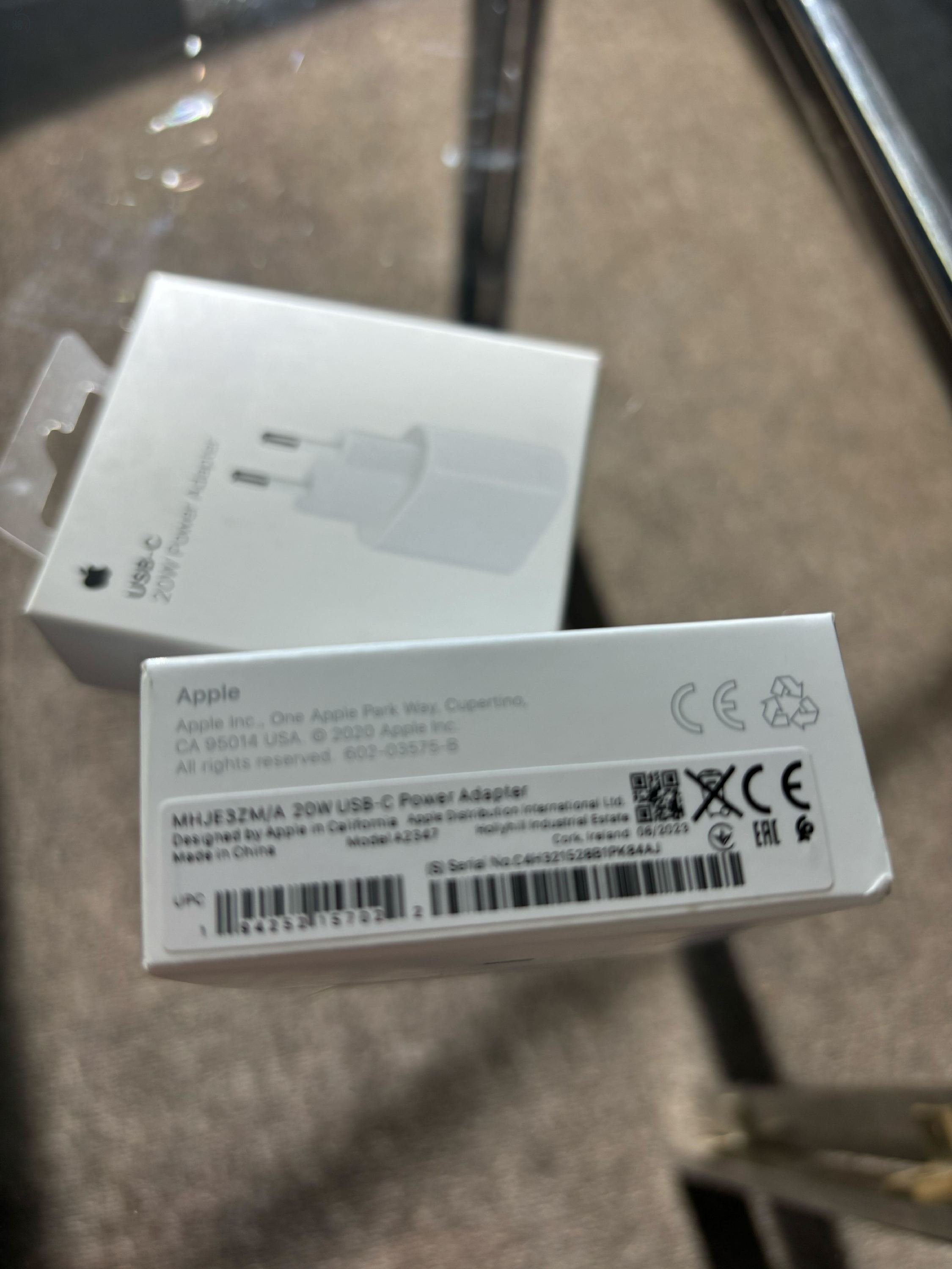 USB-C 20W Power Adapter