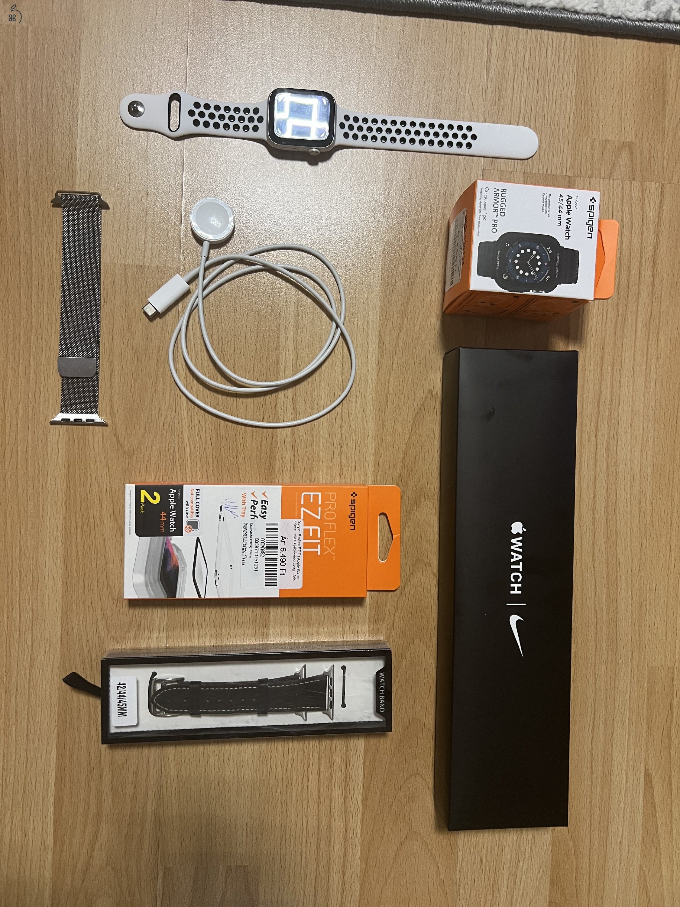 Apple Watch SE 44mm GPS + Cellular