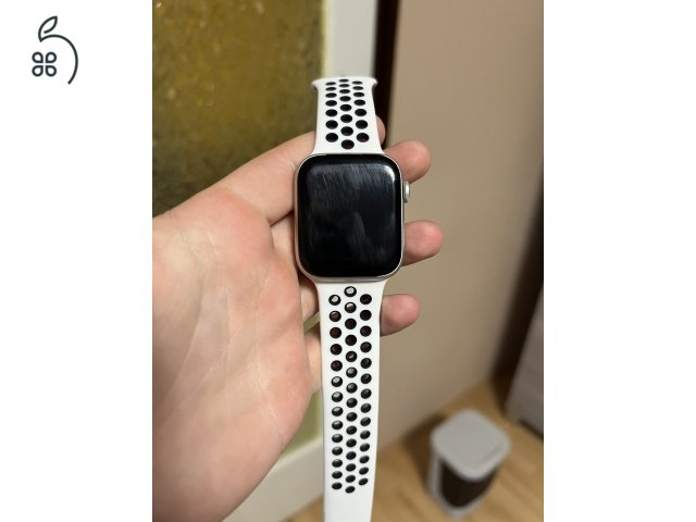 Apple Watch SE 44mm GPS + Cellular