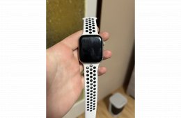 Apple Watch SE 44mm GPS + Cellular