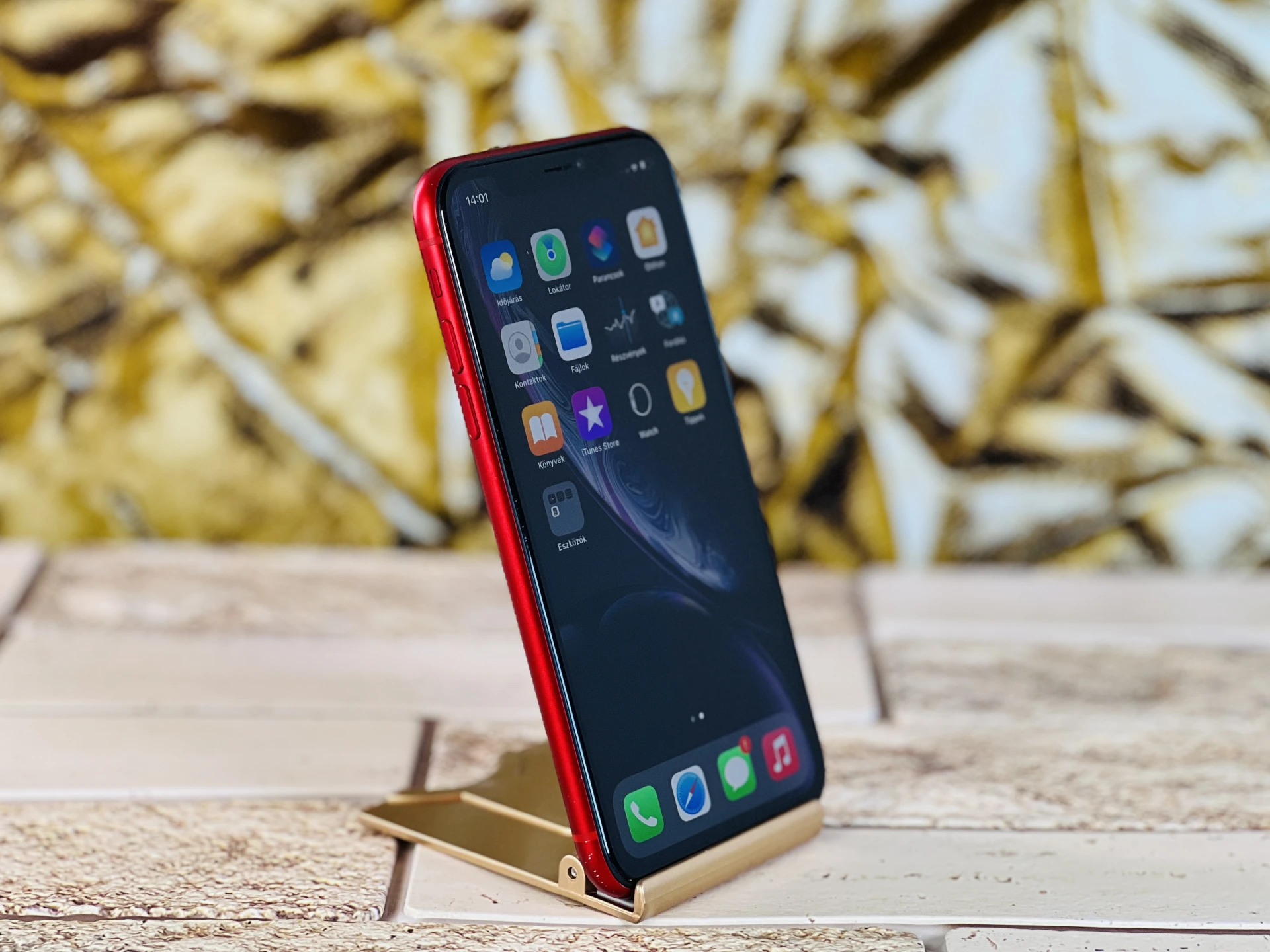 Eladó iPhone XR 64 GB PRODUCT RED szép állapotú - 12 HÓ GARANCIA