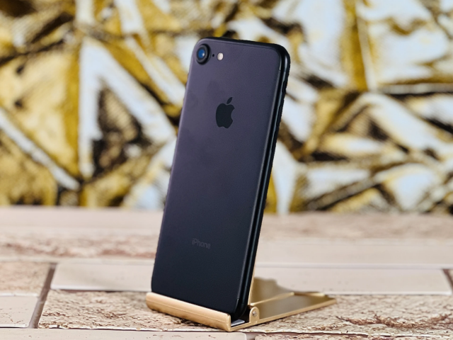 Eladó iPhone 7 32 GB Black szép állapotú - 12 HÓ GARANCIA