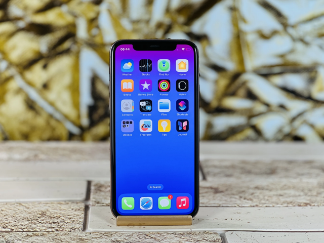 Eladó iPhone 11 Pro 64 GB Gold szép állapotú - 12 HÓ GARANCIA