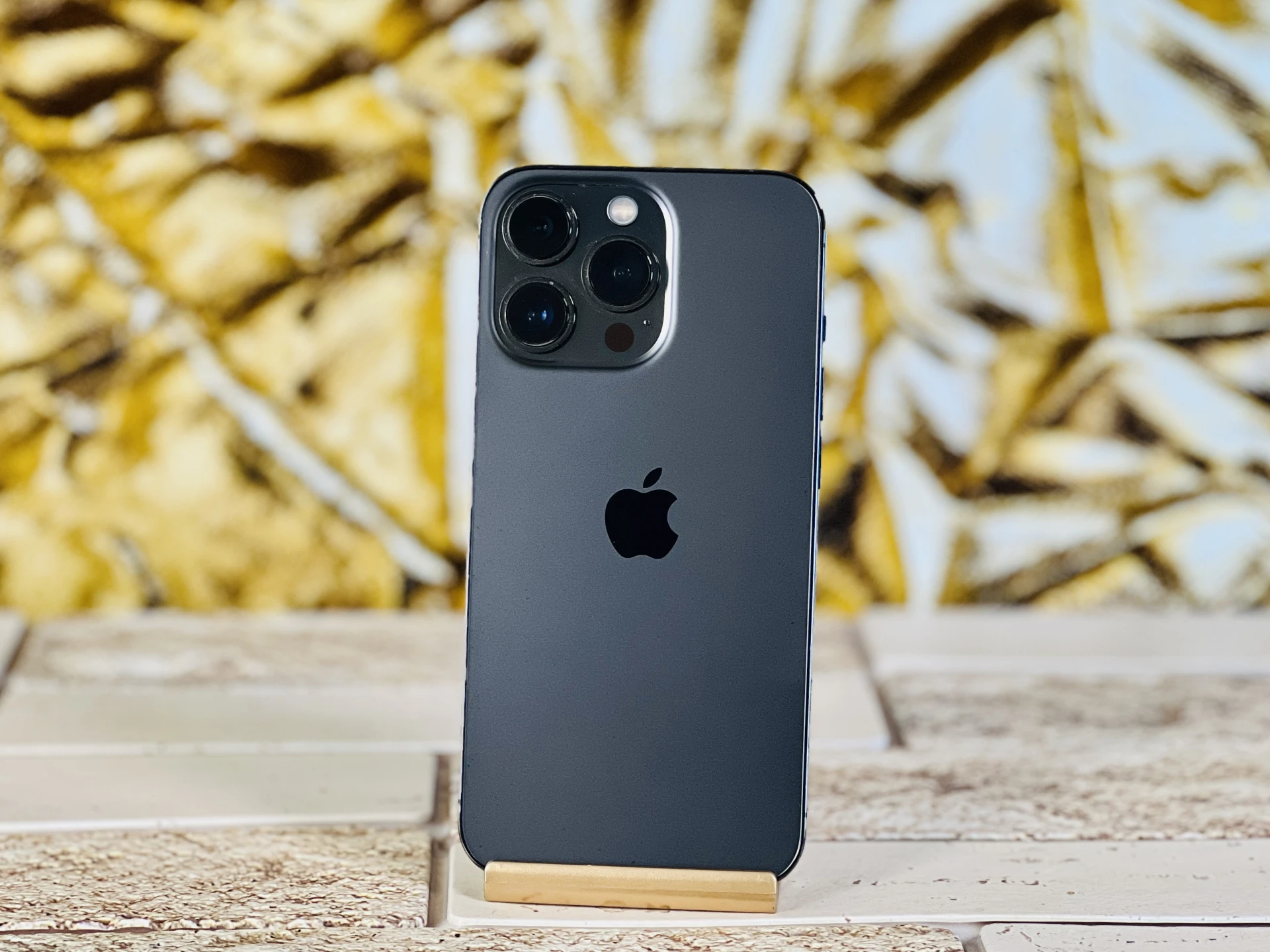 Eladó iPhone 13 Pro 256 GB Graphite szép állapotú - 12 HÓ GARANCIA