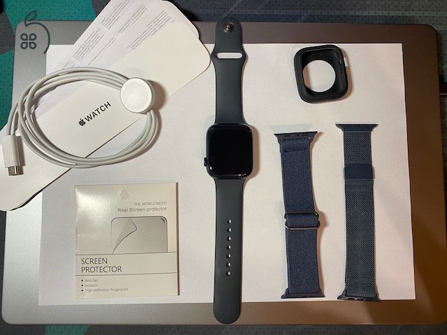 Apple Watch S8 45 mm Cellular Midnight !!6 Hónap Apple Gari!! Akku 100% + Tartozékok