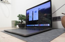 Apple Retina Macbook Pro 13 - 2018 - Használt, szép állapot