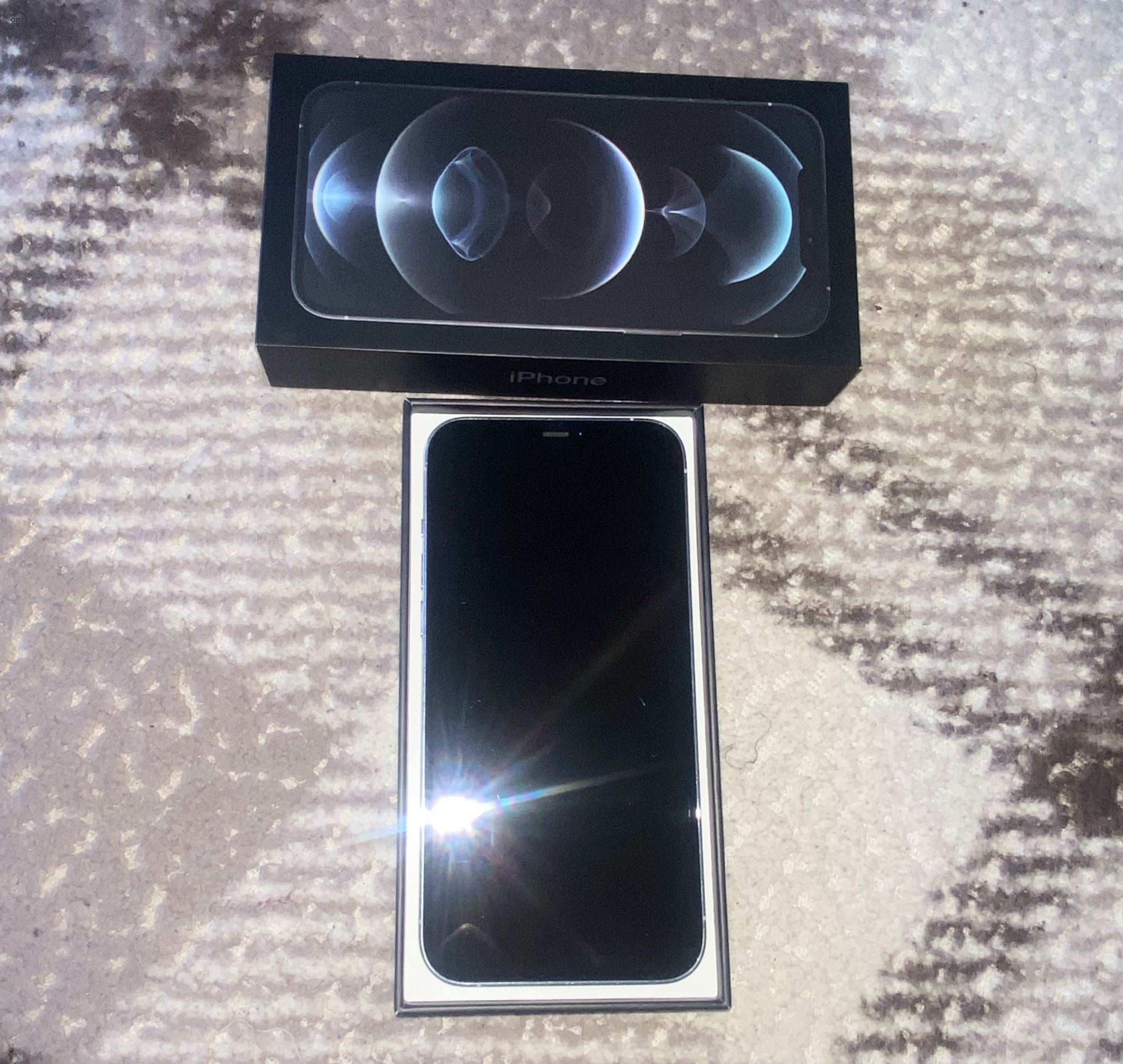 Eladó iPhone 12 Pro Max 128 GB Silver