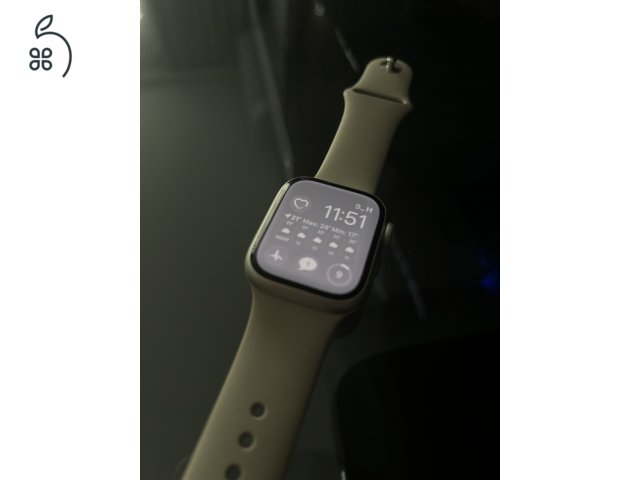 Apple Watch Series 7 GPS 41mm, csillagfény, csillagfény sportszíjjal