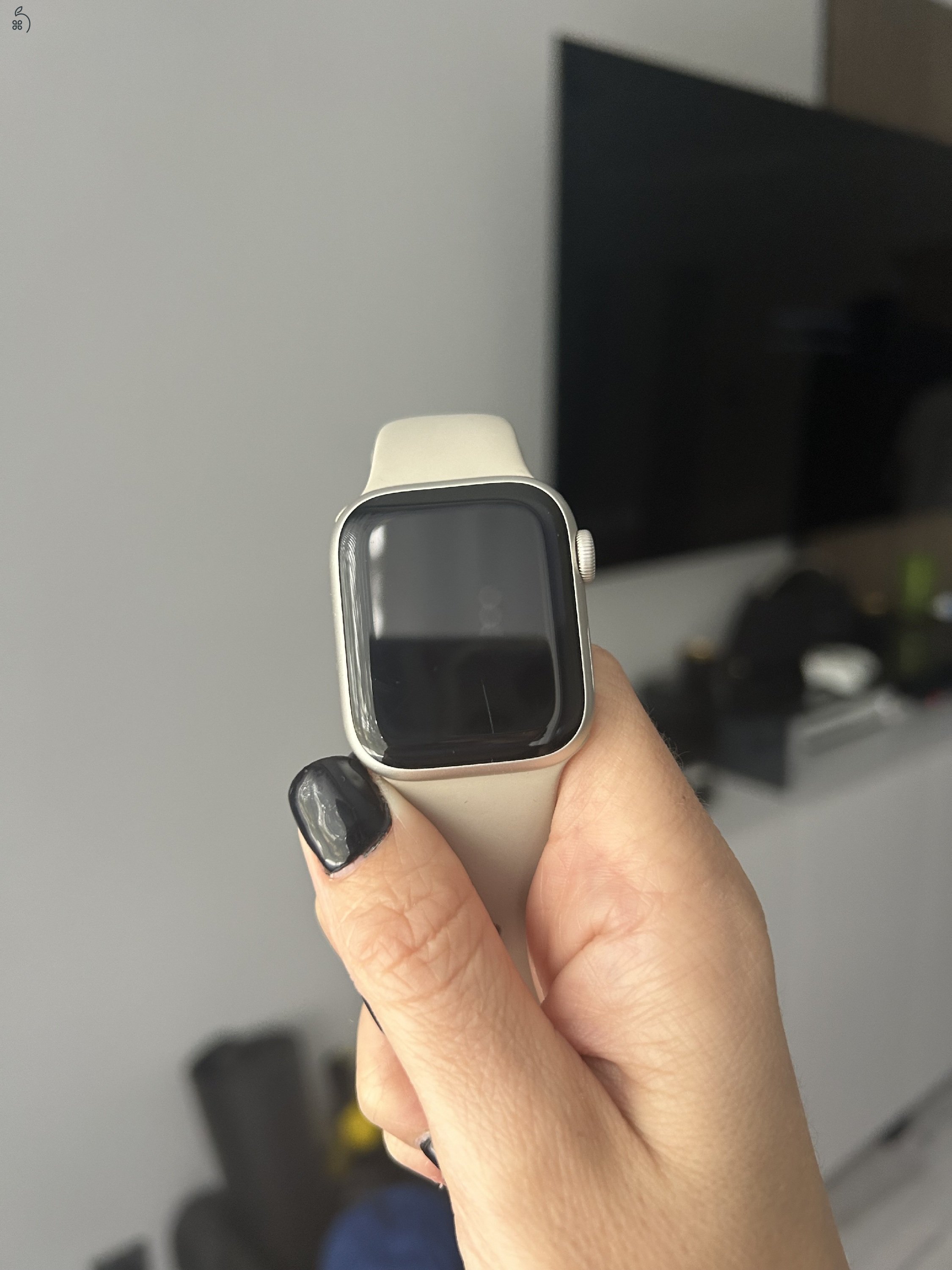 Apple Watch Series 7 GPS 41mm, csillagfény, csillagfény sportszíjjal