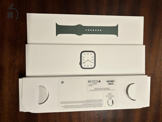 Eladó Apple Watch 7 + szíjak