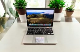 102. Apple MacBook Pro 13