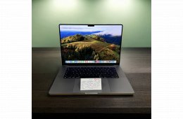 1. Apple Macbook Pro 16