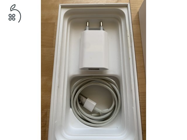 Iphone 11 64 GB független piros