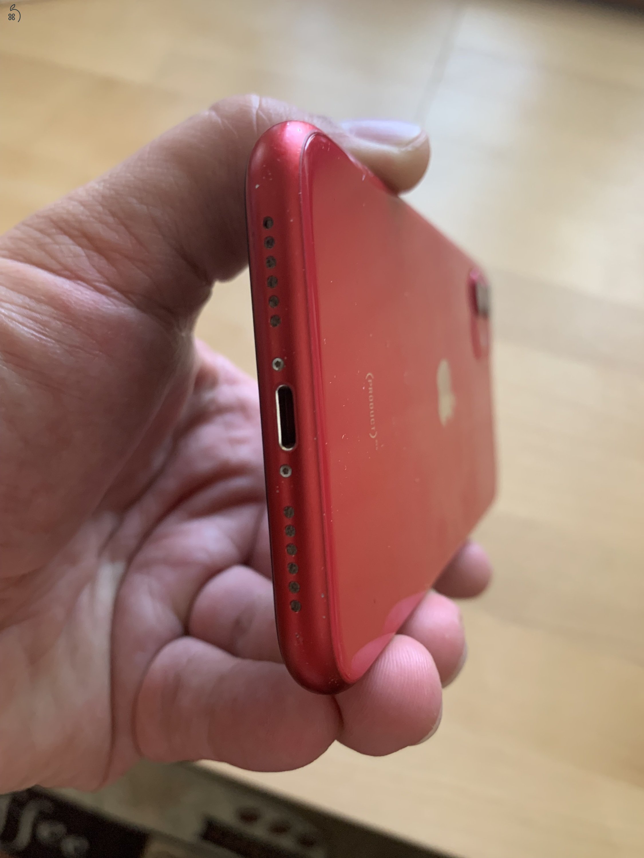 Iphone 11 64 GB független piros