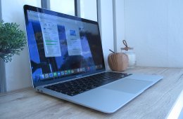 Apple Macbook Air 13 - 2020 - Használt, karcmentes