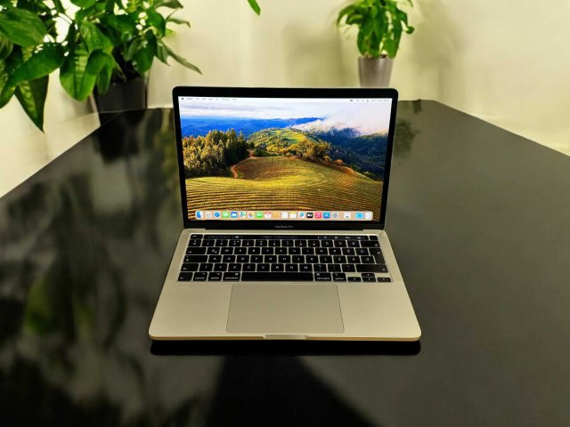 88. Apple MacBook Pro 13