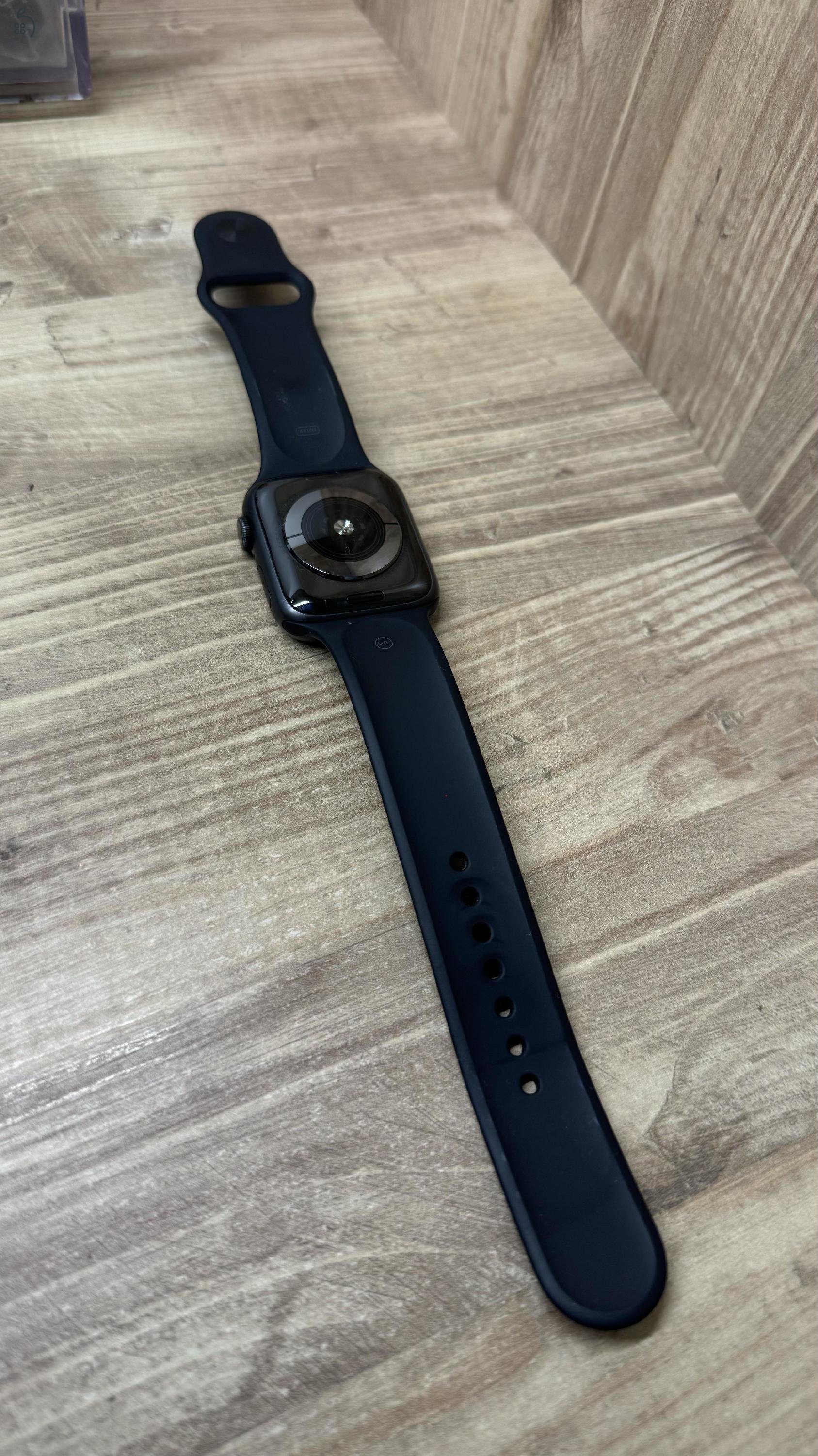 Apple Watch Series 5 GPS, alumínium, 44 mm