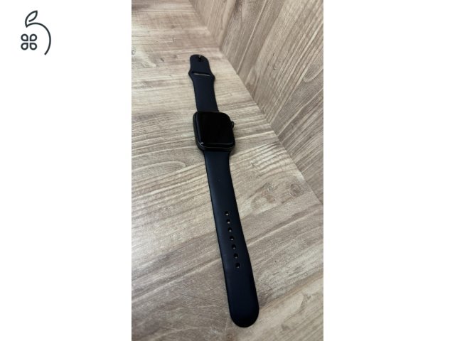 Apple Watch Series 5 GPS, alumínium, 44 mm