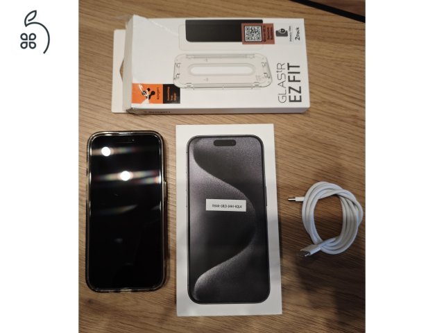 Apple iPhone 15 Pro - 256gb - fekete titán