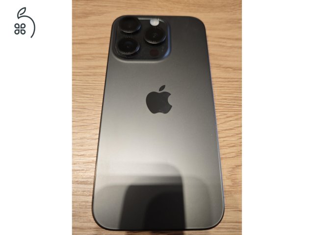 Apple iPhone 15 Pro - 256gb - fekete titán