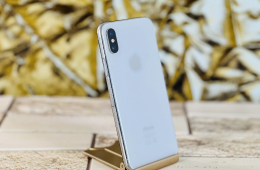 Eladó iPhone XS 256 GB Silver szép állapotú - 12 HÓ GARANCIA