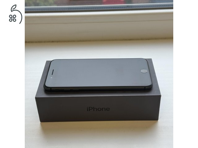 iPhone 8 Plus 64GB Black - 1ÉV GARANCIA - Kártyfüggetlen, 100% Akkumulátor