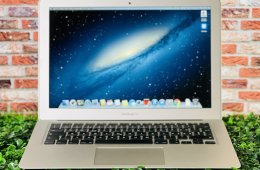 Apple Macbook AIR 2013 13