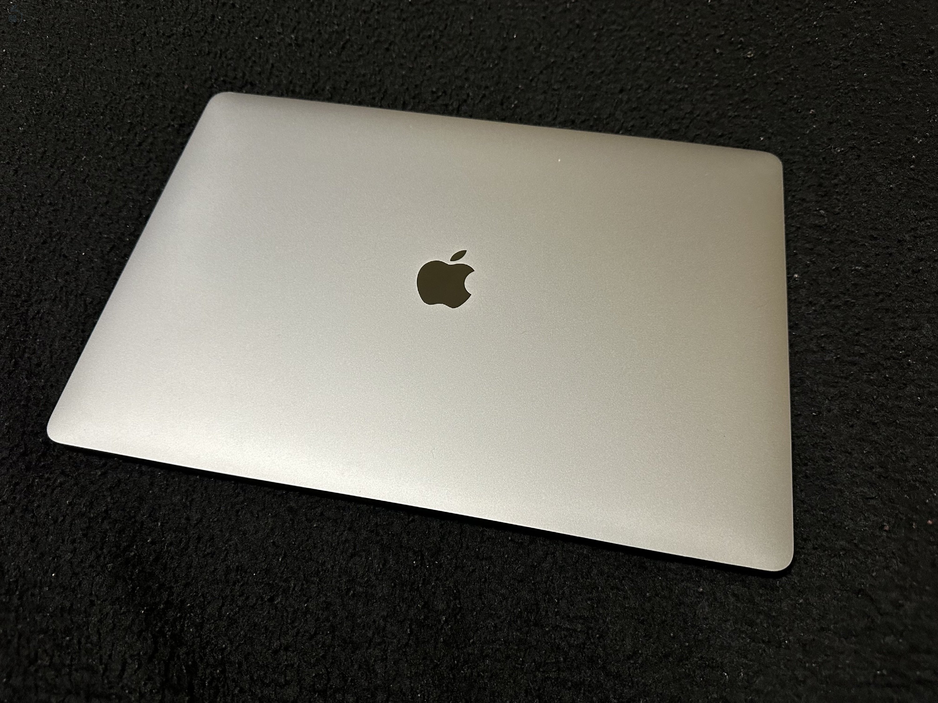 Apple Macbook Pro 16” 2019 / Core i9 / 32GB / 1TB SSD