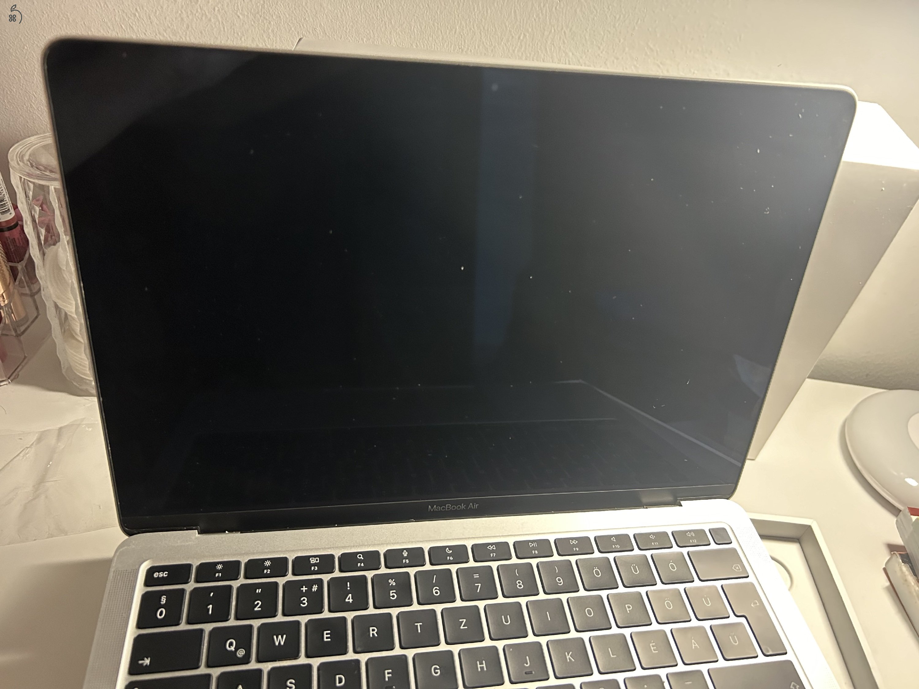 MacBook Air 13 (2020) 256GB , 8GB