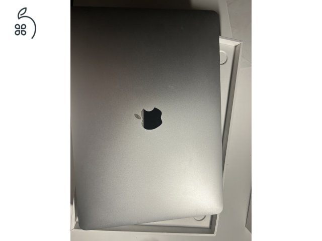 MacBook Air 13 (2020) 256GB , 8GB