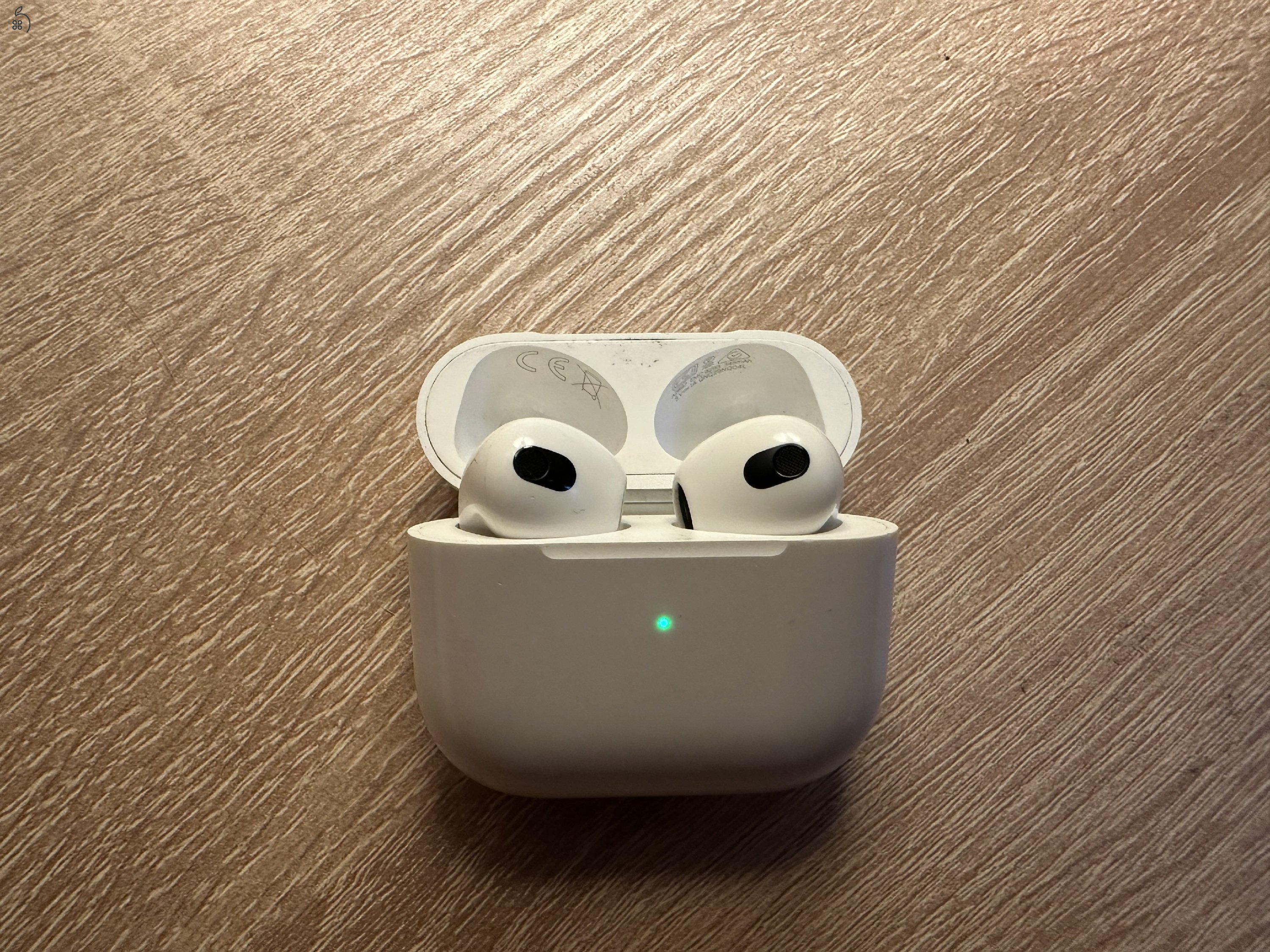 AirPods 3