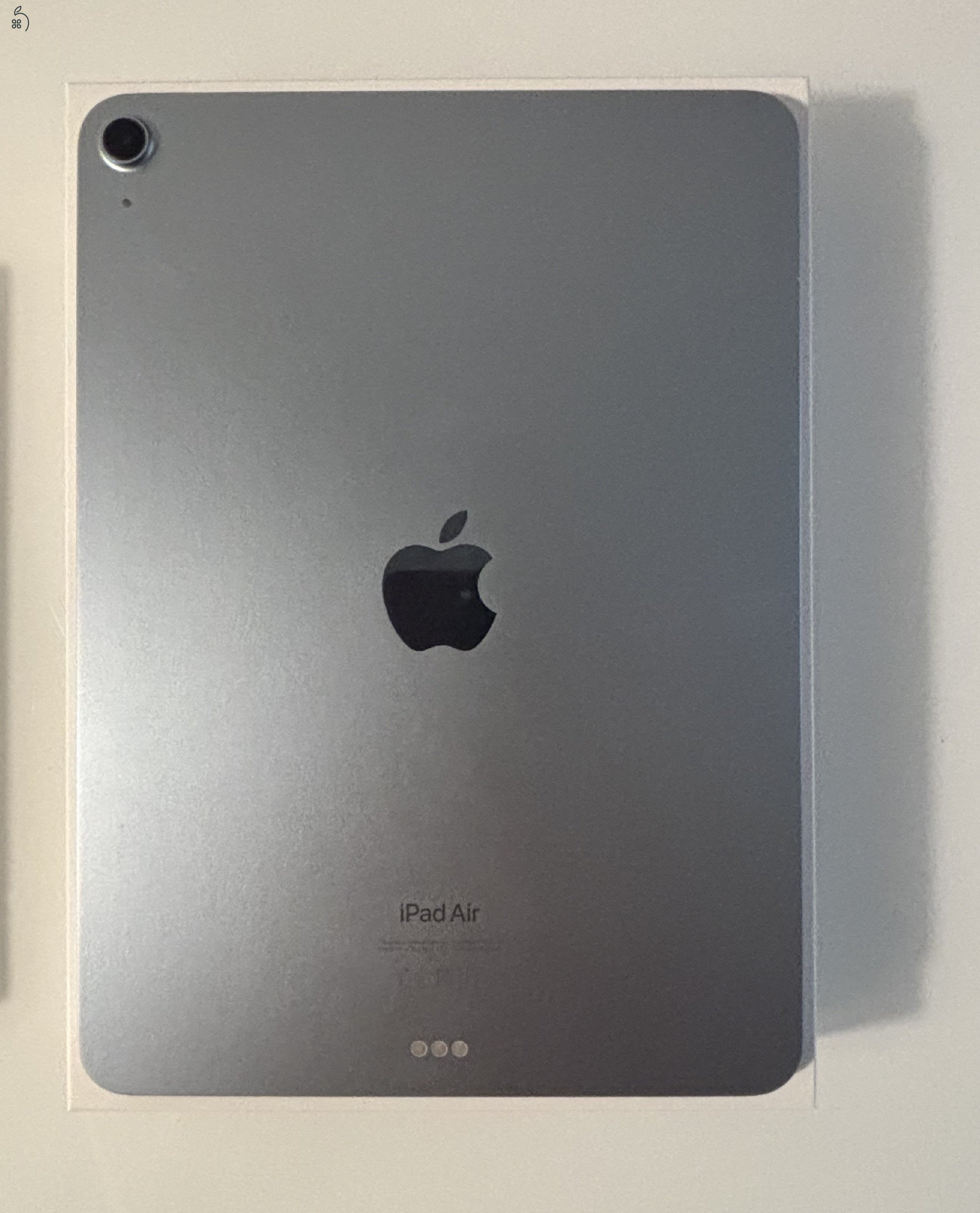 Eladó iPad Air 6 11” (M2) kék 128Gb