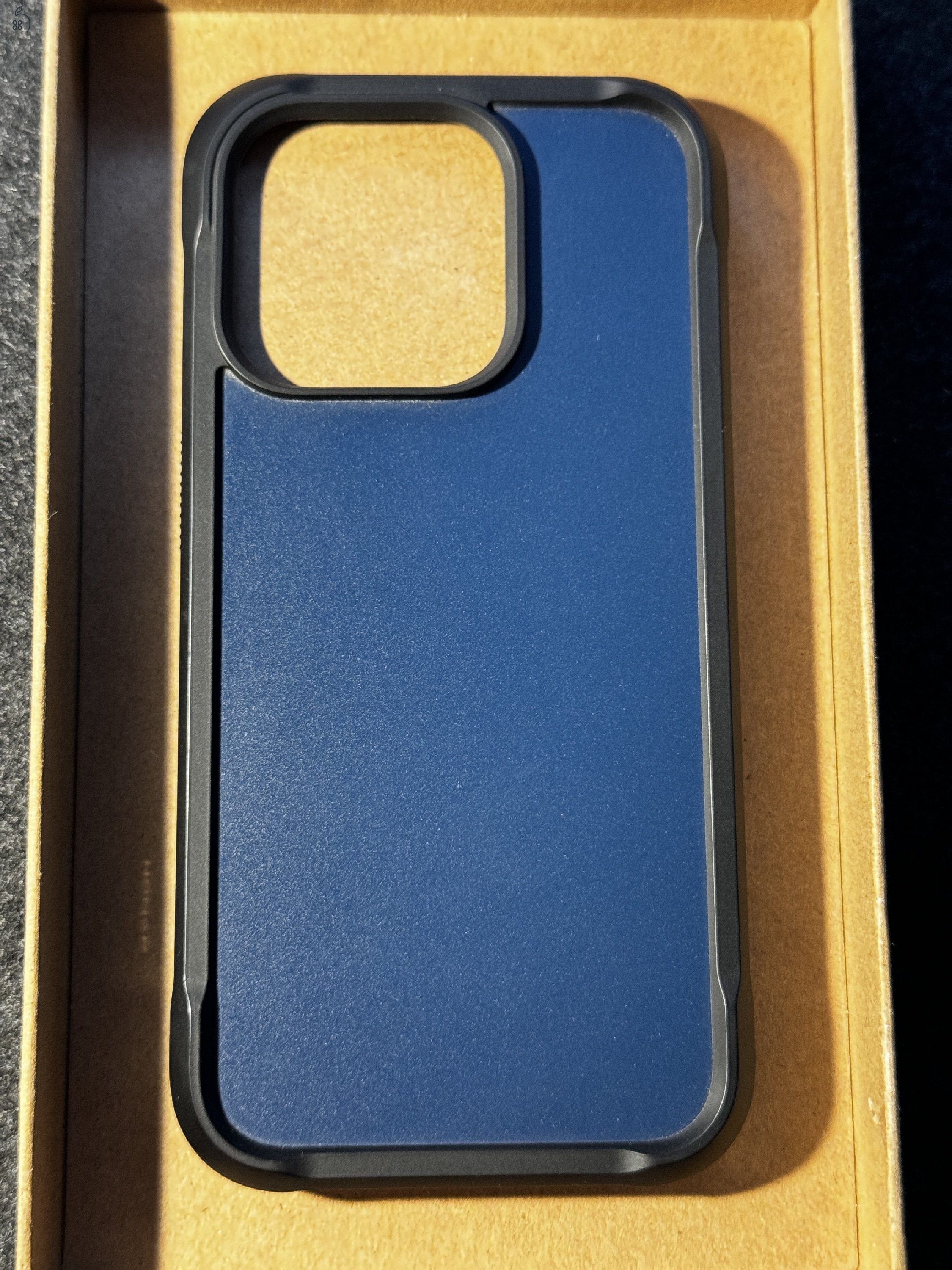 Nomad Rugged Case Atlantic Blue iPhone 15 Pro Tok