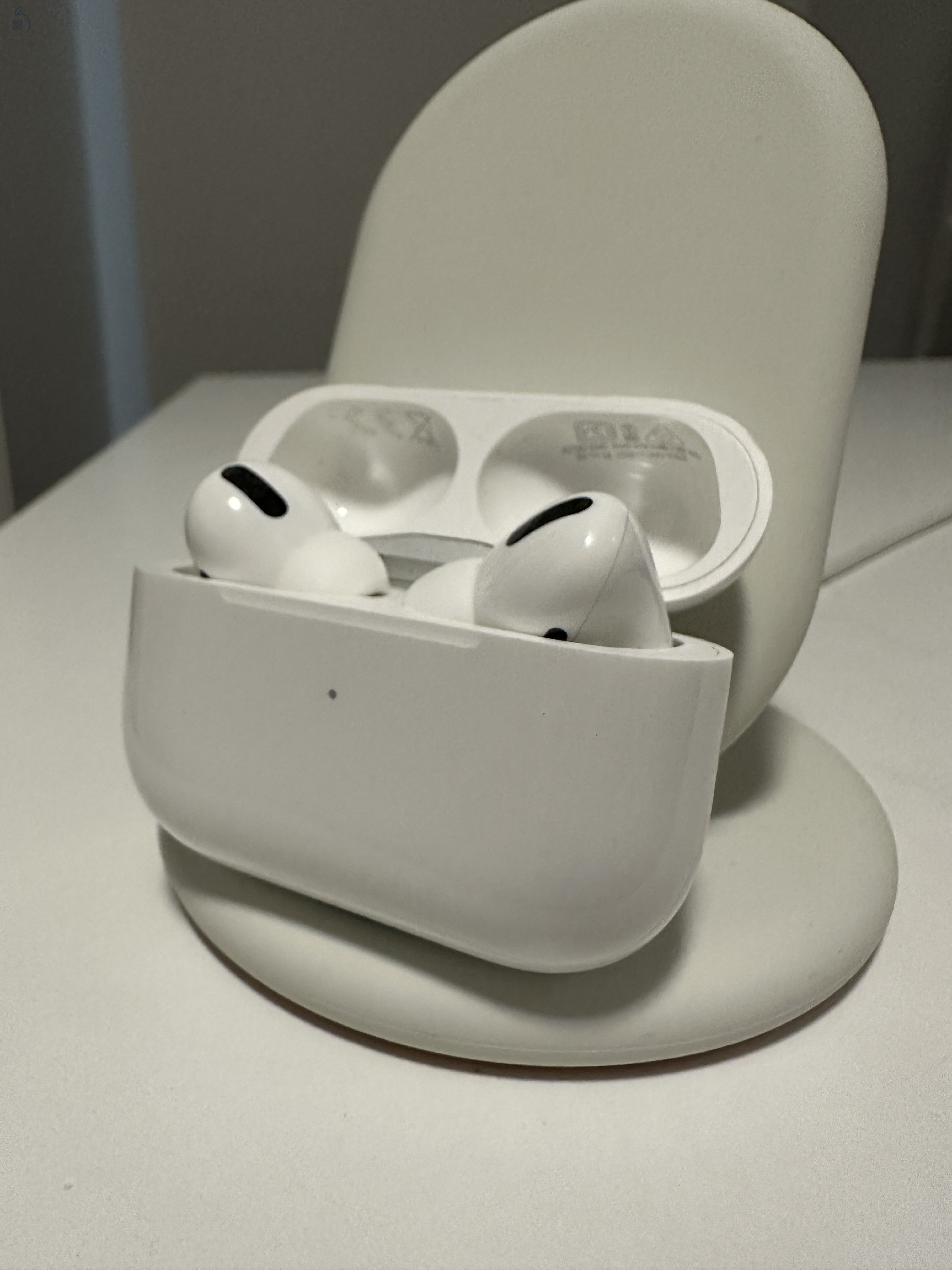 Apple Airpods Pro (2021) lightning 