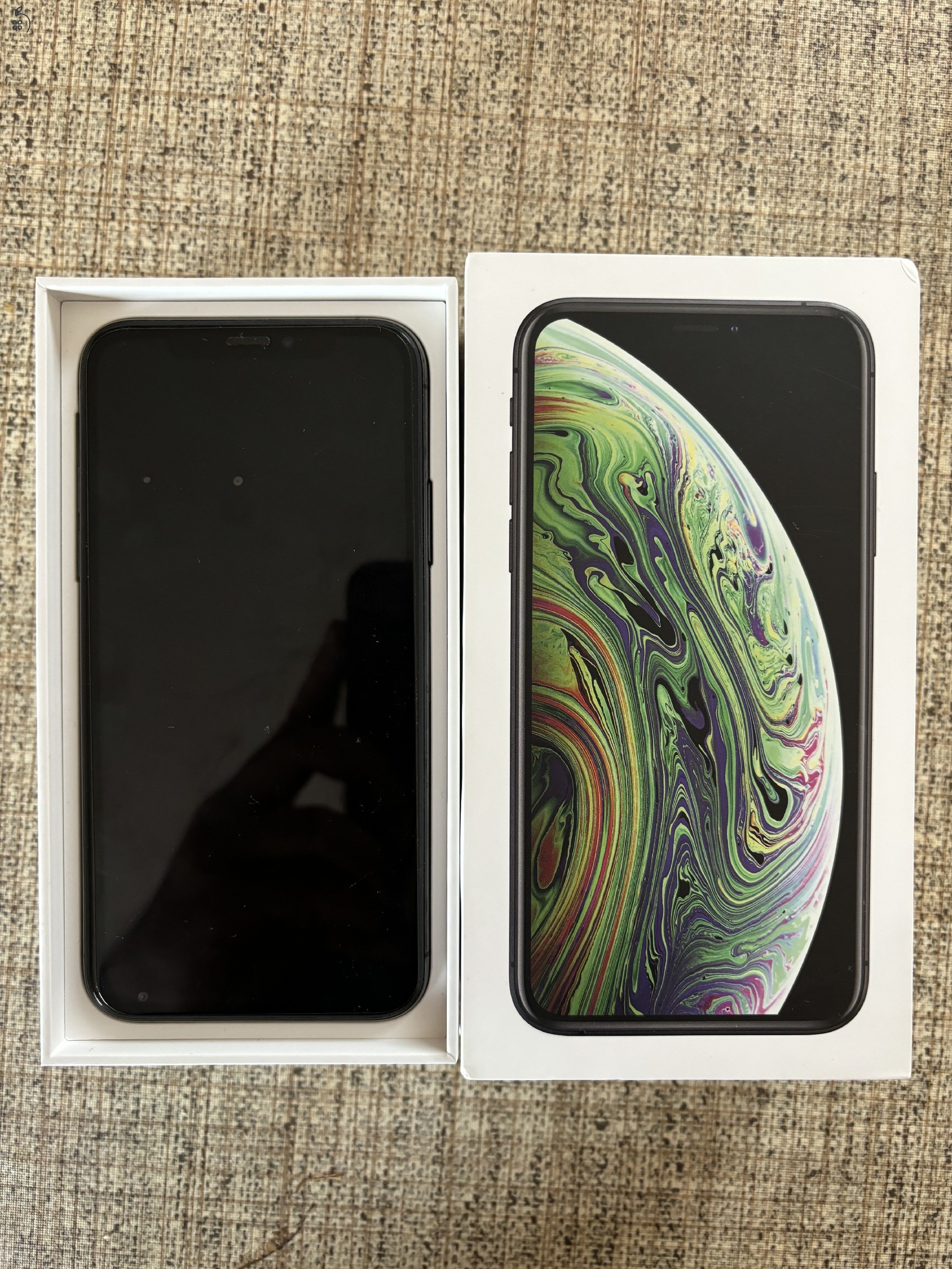 iPhone XS 256GB Yettel függő