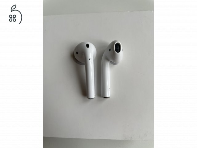 AirPods Lightning töltőtokkal (2. generáció)