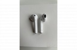 AirPods Lightning töltőtokkal (2. generáció)