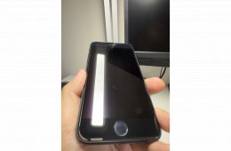 iPhone SE2 64GB pár napot használt 17 töltési ciklus eredeti akksi!!