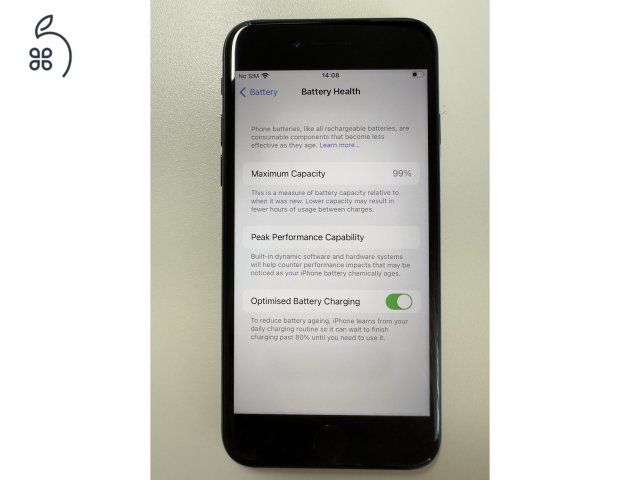 iPhone SE2 64GB pár napot használt 17 töltési ciklus eredeti akksi!!