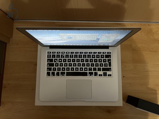 2017 MacBook Air 13 / i5 1.8 GHz / 8GB / 128GB SSD / Korrekt Áron Eladó ! ! !