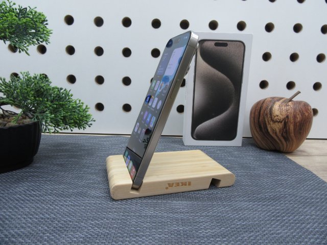 Apple iPhone 15 Pro Max - Natural Titanium - Használt, újszerű