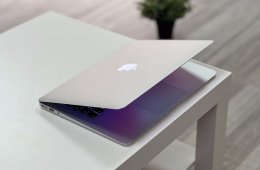 MacBook Air 2017 13 128GB 1 ÉV Garanciával Számlával