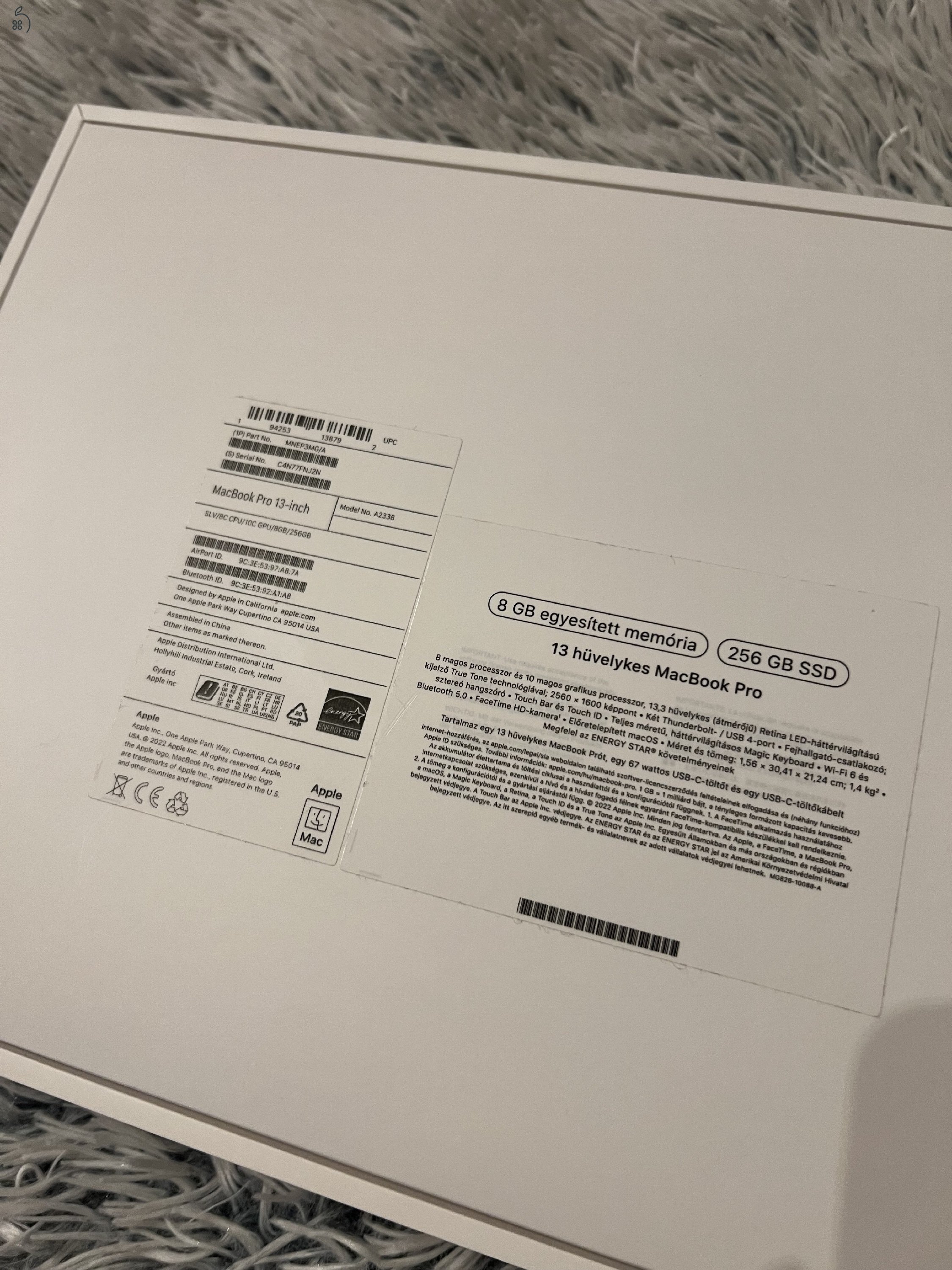 13 hüvelykes MacBook Pro