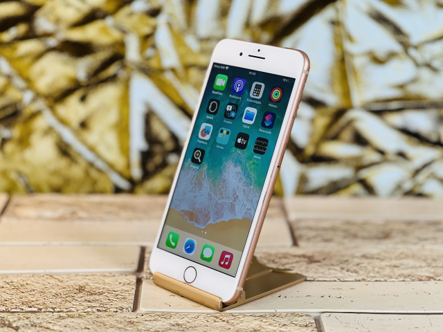 Eladó iPhone 8 Plus 64 GB Gold szép állapotú - 12 HÓ GARANCIA