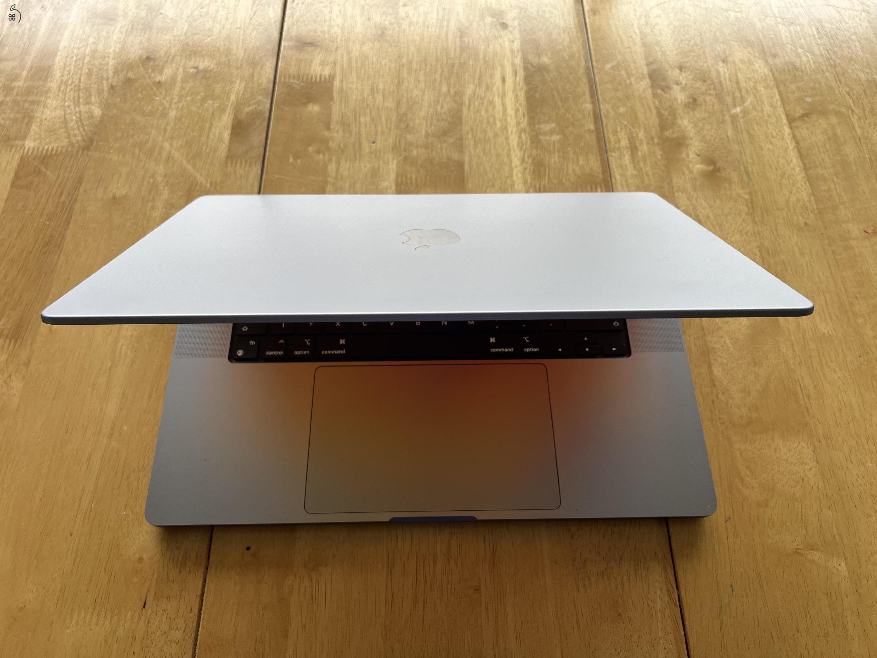 MacBook Pro 16