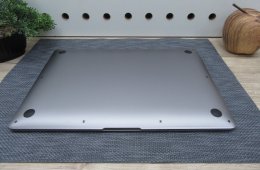 Apple Retina Macbook Air M1- 2020 - Használt, karcmentes