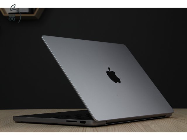 Apple Macbook Pro 14