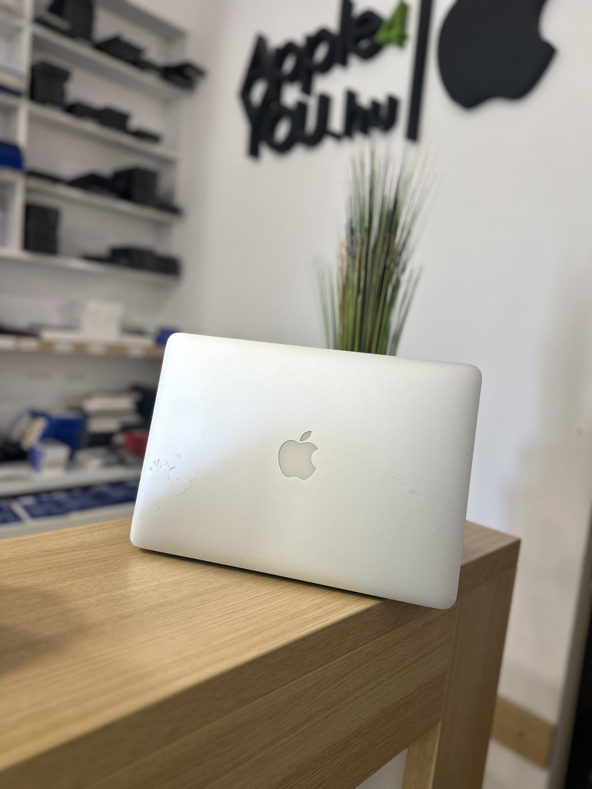 Apple MacBook Pro 13″ 2014 közepe (A1502) Silver Használt