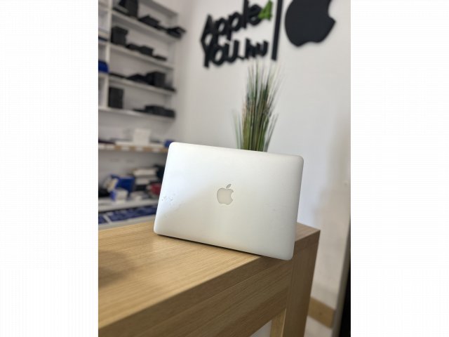 Apple MacBook Pro 13″ 2014 közepe (A1502) Silver Használt